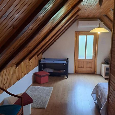 Guesthouse Andrea Пол'янк Екстер'єр фото