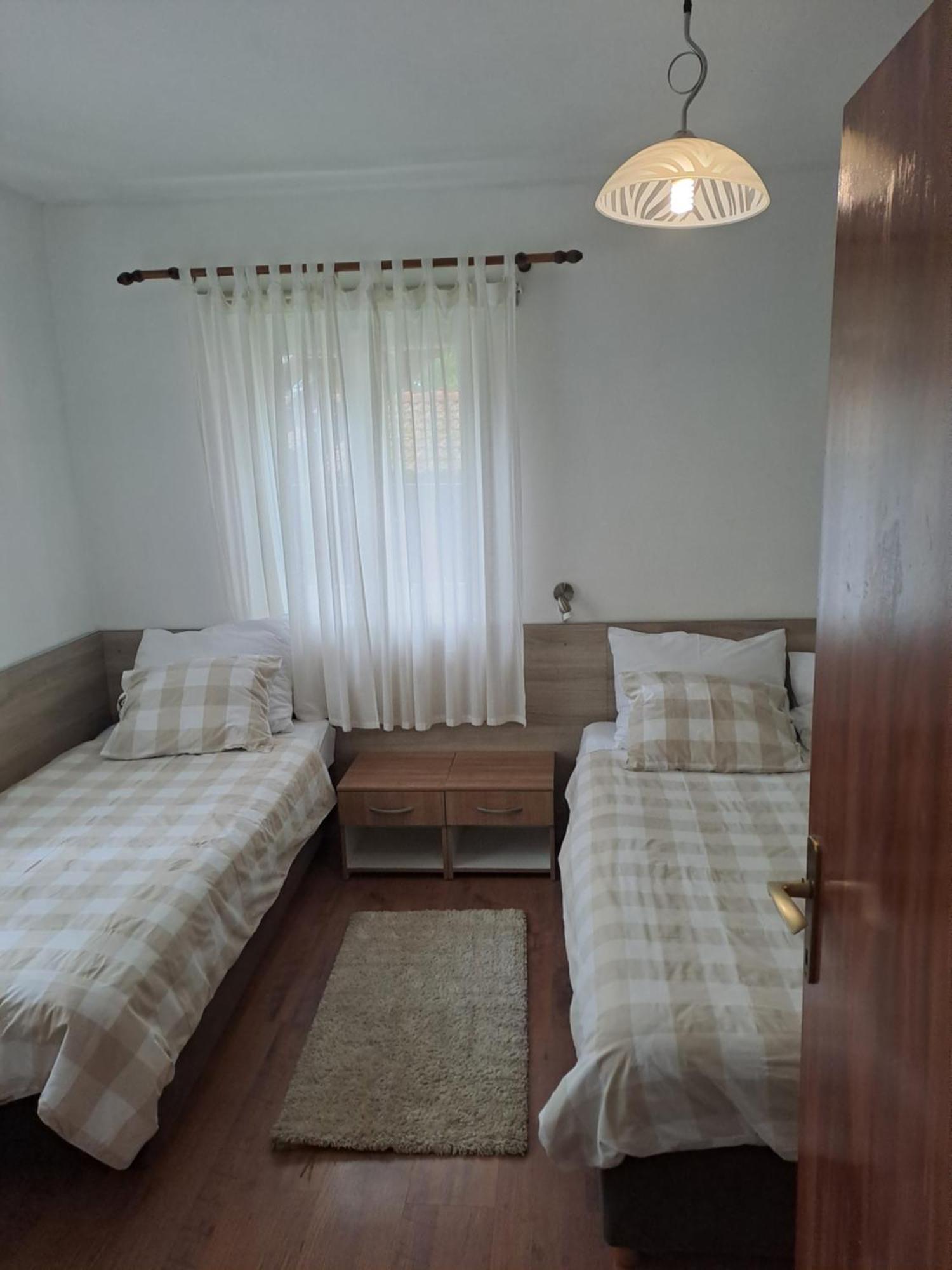 Guesthouse Andrea Пол'янк Екстер'єр фото